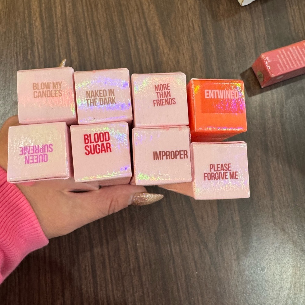 Jeffree star lip gloss